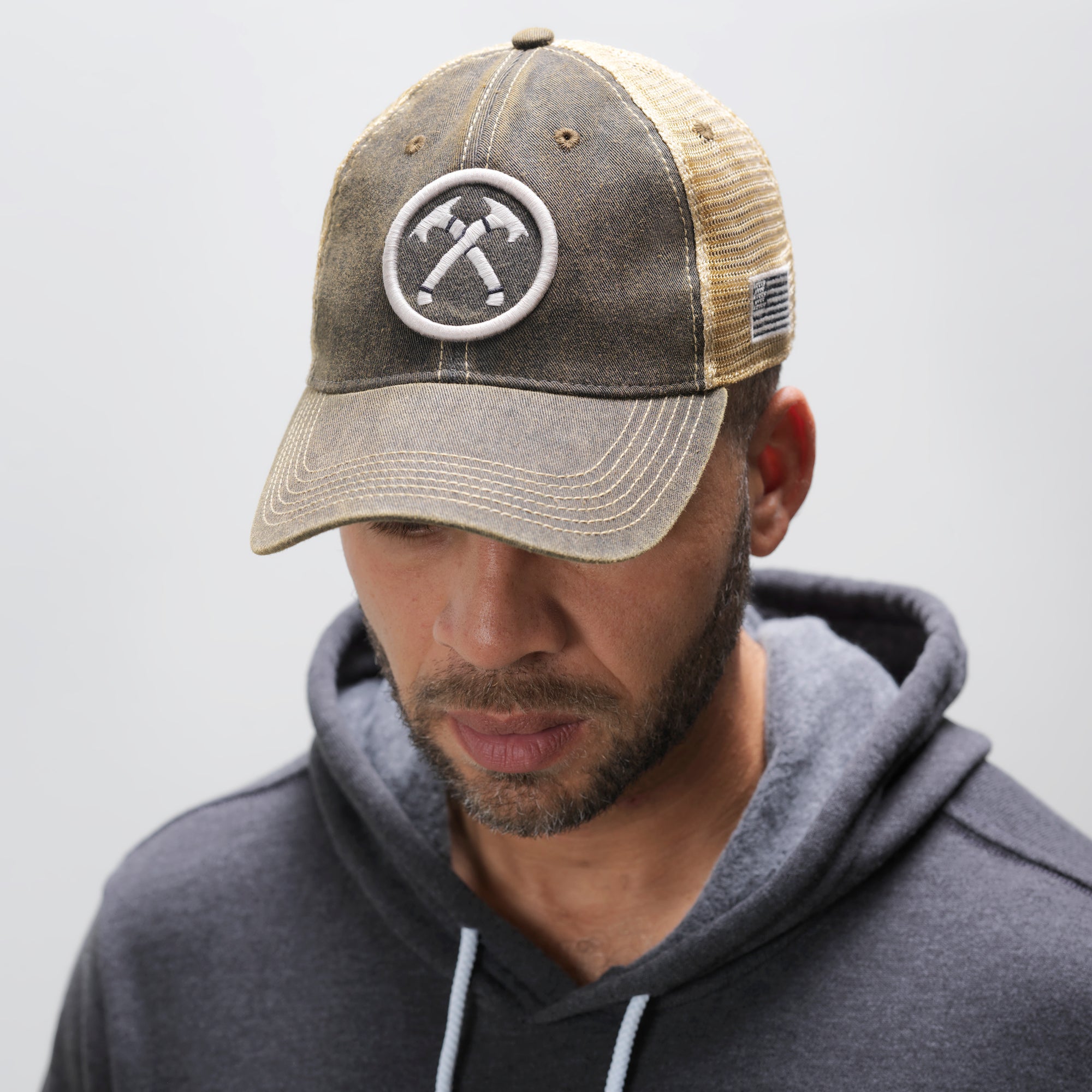 Crossed Tomahawks Hat